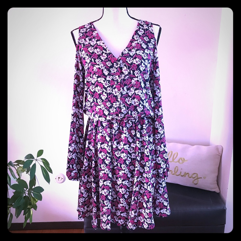 Banana Republic dress open shoulders